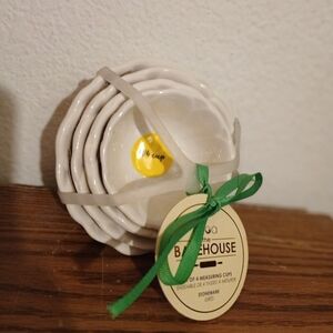 White  With Yellow Center Stoneware Measuring Cups